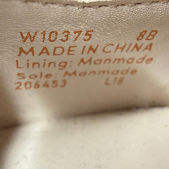 New Cole Haan Low Comfy Black‎ Heels Size 8 - Picture 10 of 15